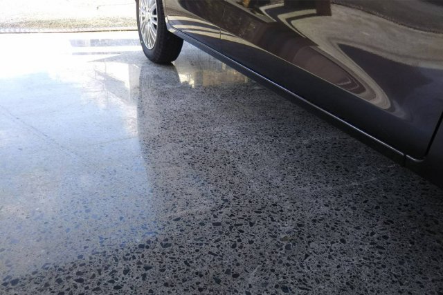 コンクリート 鏡面仕上げです | その他